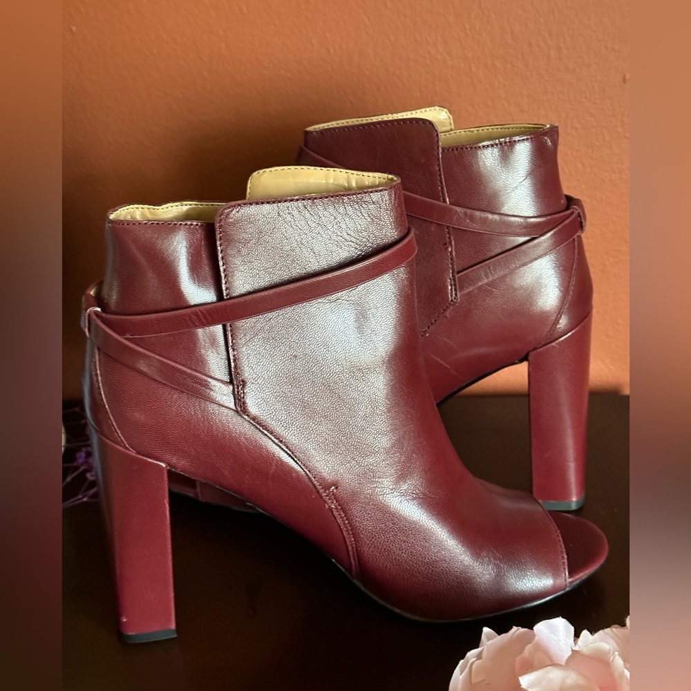 Banana Republic booties